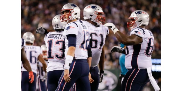 Ser fram emot New England Patriots mot Dallas Cowboys